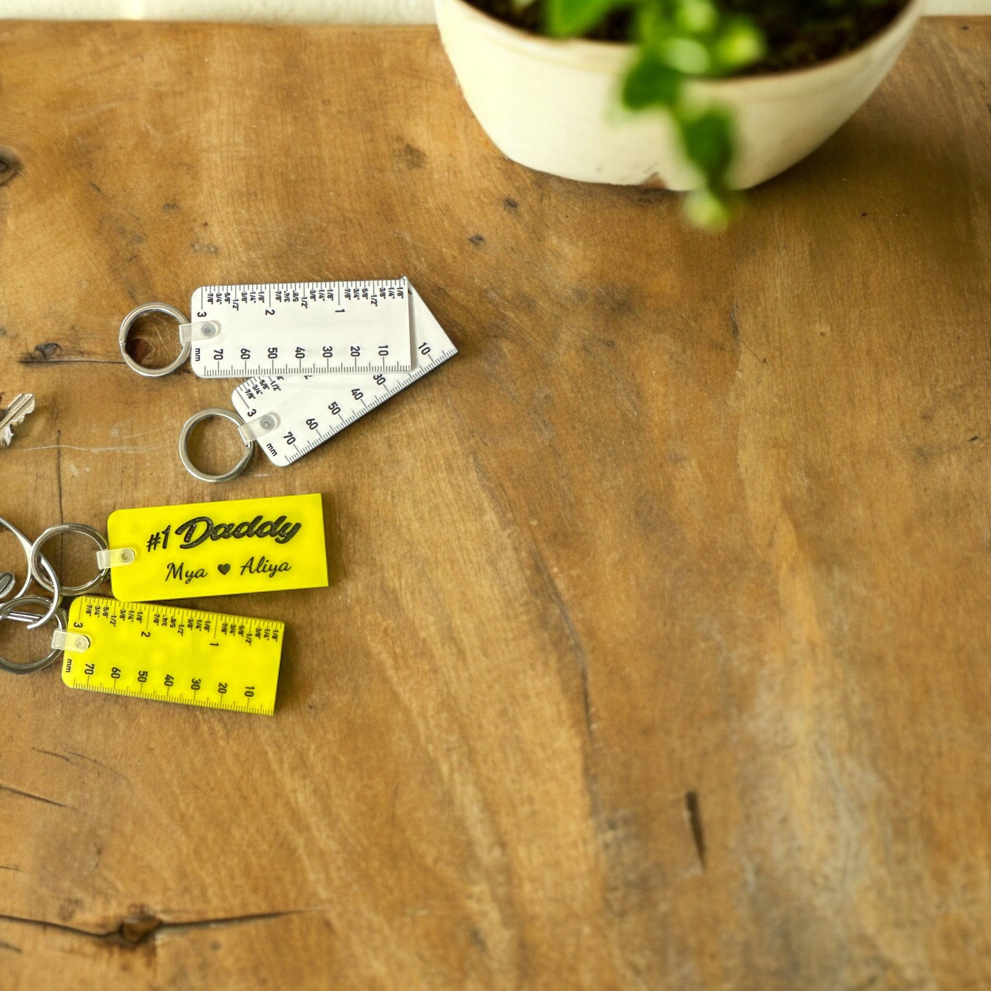 Keychain with Ruler - Father’s Day Gift - Dad Gift - Custom Name Personalized Keychain