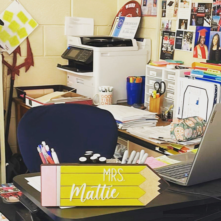 Teacher Pen Pencil Holder custom name personalized for a special teacher